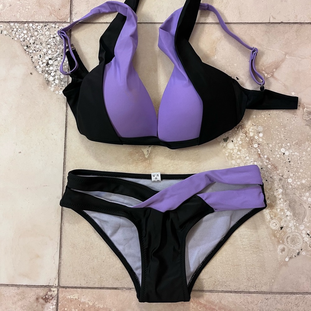 NEW purple and back bikini.